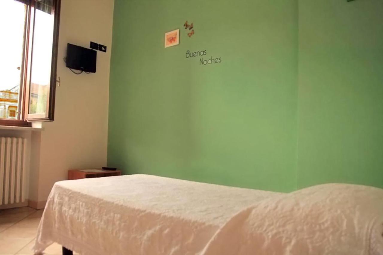 Locanda Del Centro Cambiano Екстер'єр фото
